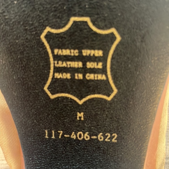 Victoria’s Secret shoes mules boudoir slippers satin pink white women’s size M - Picture 10 of 10